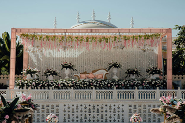 Corporate retreats & exhibitions